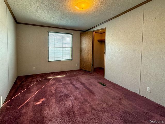 1898 Evergreen Lane, Ypsilanti, MI 48198