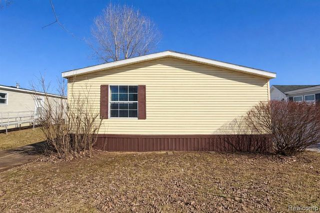 1898 Evergreen Lane, Ypsilanti, MI 48198