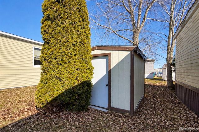 1898 Evergreen Lane, Ypsilanti, MI 48198