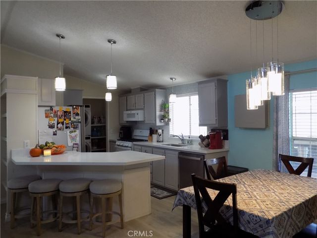 14000 El Evado Road 62, Victorville, CA 92392