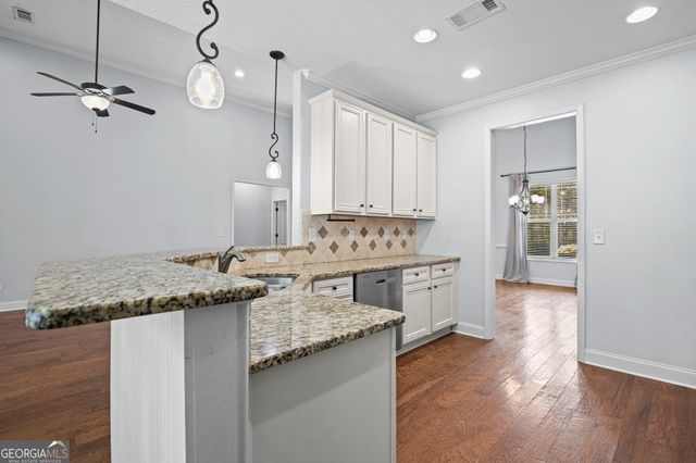 179 Cainbridge Park Drive, Newnan, GA 30263