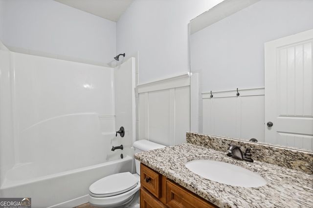 179 Cainbridge Park Drive, Newnan, GA 30263