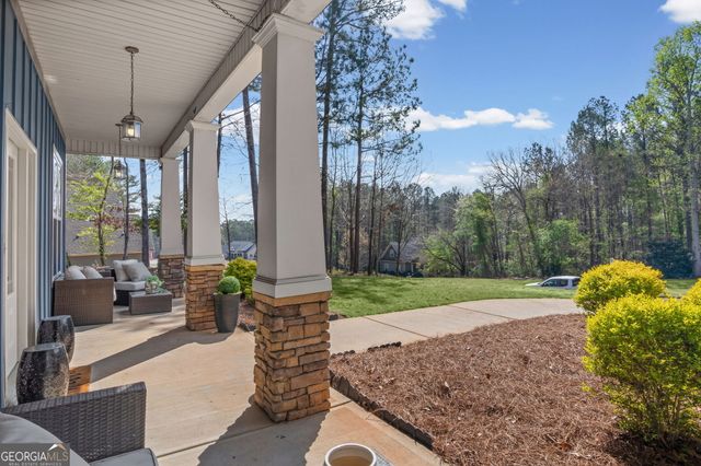 179 Cainbridge Park Drive, Newnan, GA 30263