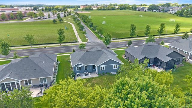 816 Damascus Trail, Cottage Grove, WI 53527