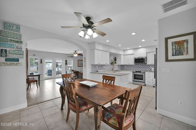 136 AVALON Avenue, Flagler Beach, FL 32136