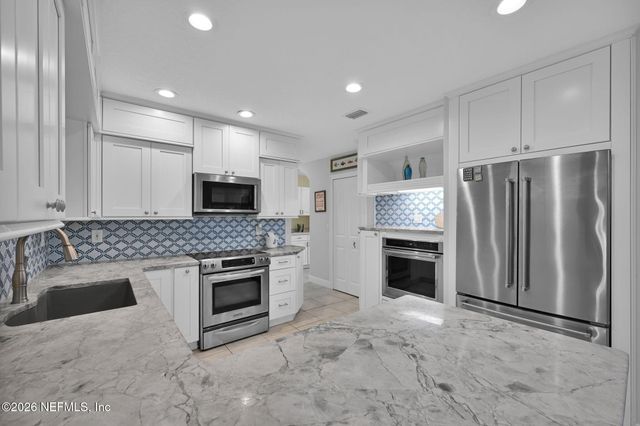 136 AVALON Avenue, Flagler Beach, FL 32136