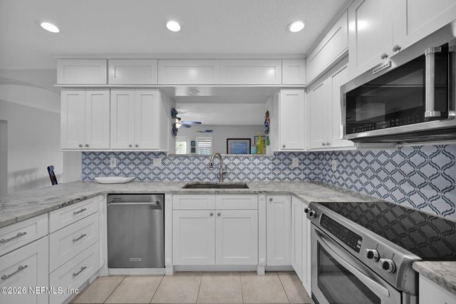 136 AVALON Avenue, Flagler Beach, FL 32136