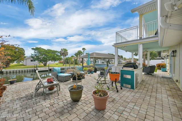 136 AVALON Avenue, Flagler Beach, FL 32136