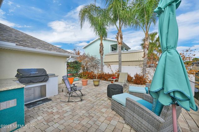 136 AVALON Avenue, Flagler Beach, FL 32136