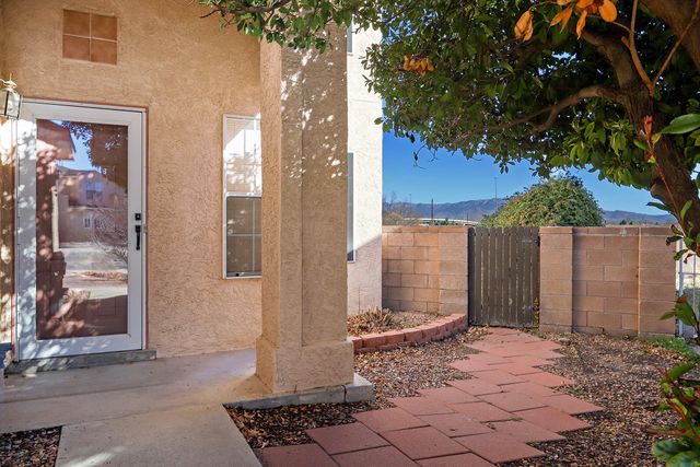 1930 Amor Drive NW, Albuquerque, NM 87120