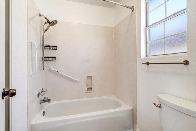 1930 Amor Drive NW, Albuquerque, NM 87120