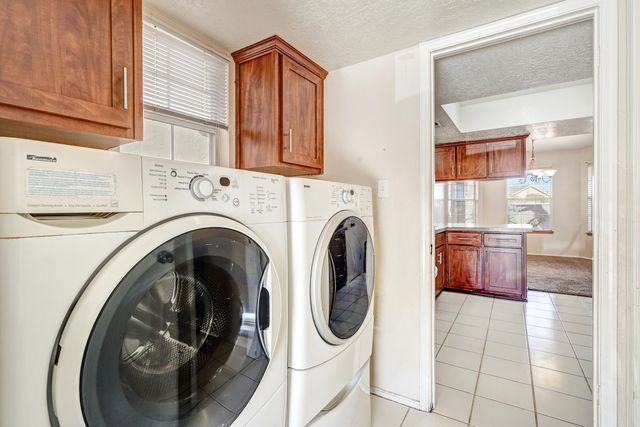 1930 Amor Drive NW, Albuquerque, NM 87120