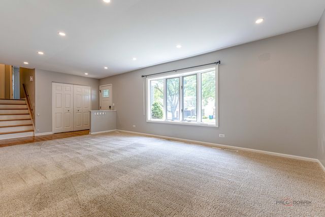 45 Monterey Drive, Vernon Hills, IL 60061