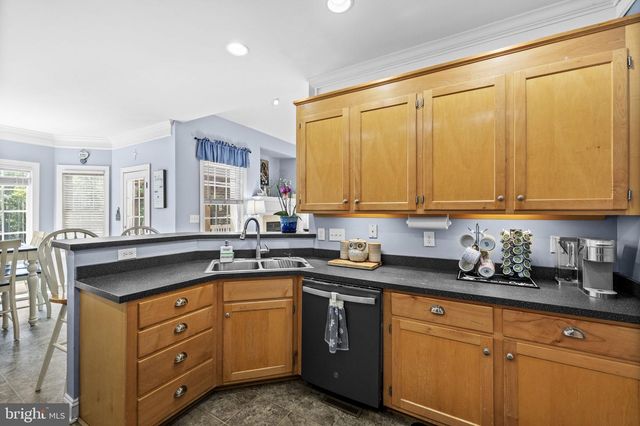621 RIDGEMONT DR, Louisa, VA 23093