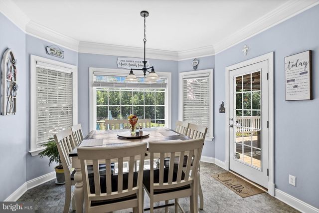 621 RIDGEMONT DR, Louisa, VA 23093