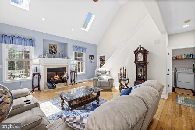 621 RIDGEMONT DR, Louisa, VA 23093