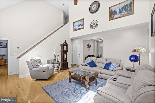 621 RIDGEMONT DR, Louisa, VA 23093
