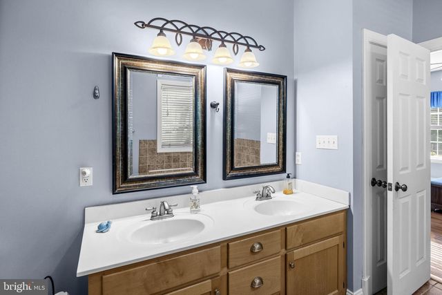 621 RIDGEMONT DR, Louisa, VA 23093