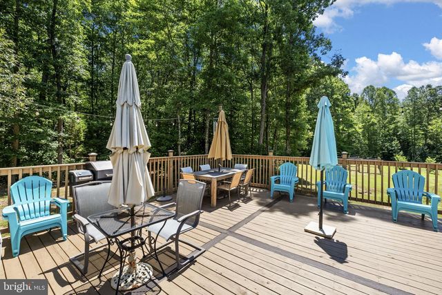 621 RIDGEMONT DR, Louisa, VA 23093