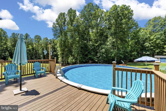 621 RIDGEMONT DR, Louisa, VA 23093
