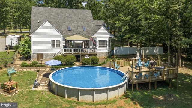 621 RIDGEMONT DR, Louisa, VA 23093