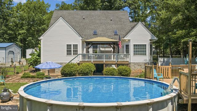 621 RIDGEMONT DR, Louisa, VA 23093