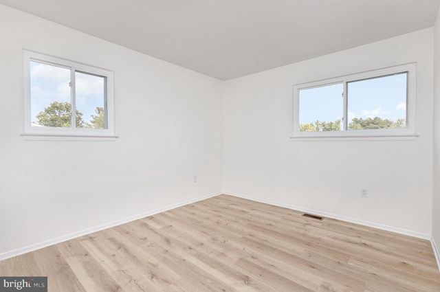 4216 HIGH RIDGE RD, Haymarket, VA 20169