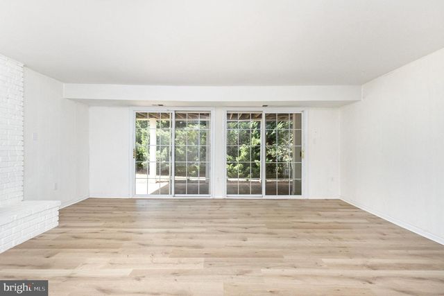 4216 HIGH RIDGE RD, Haymarket, VA 20169