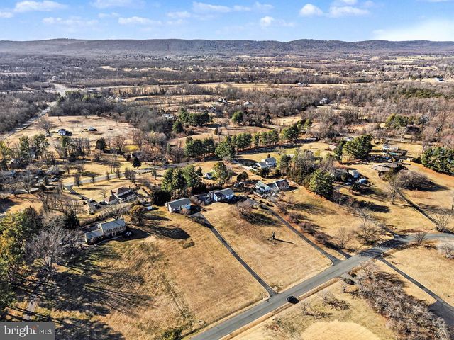 4216 HIGH RIDGE RD, Haymarket, VA 20169