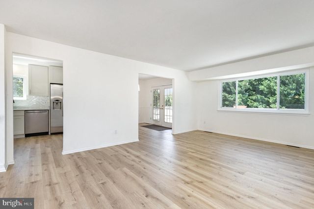 4216 HIGH RIDGE RD, Haymarket, VA 20169