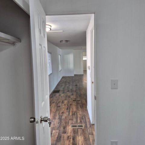 7300 N 51ST Avenue F177, Glendale, AZ 85301