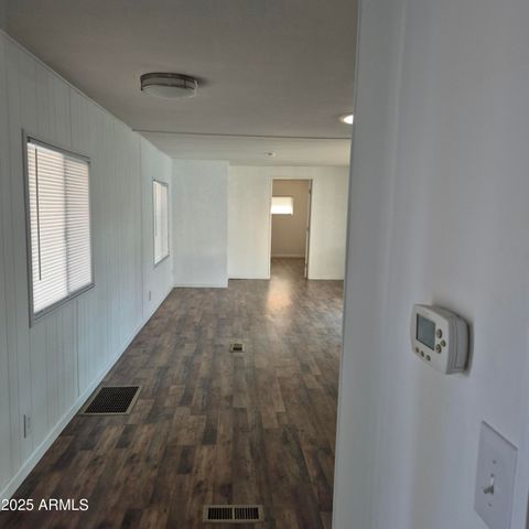 7300 N 51ST Avenue F177, Glendale, AZ 85301