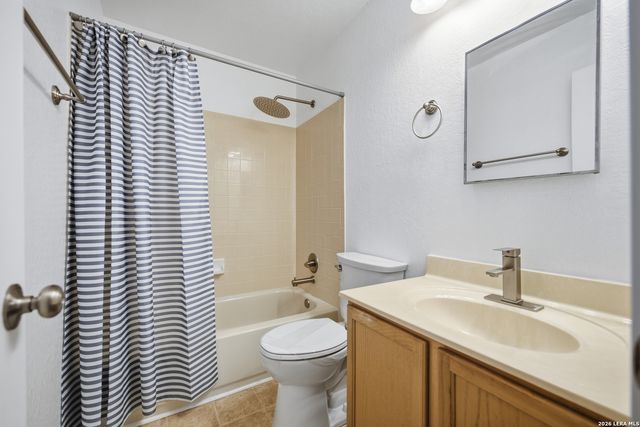 7922 Winterstone Dr, San Antonio, TX 78254