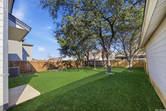 7922 Winterstone Dr, San Antonio, TX 78254