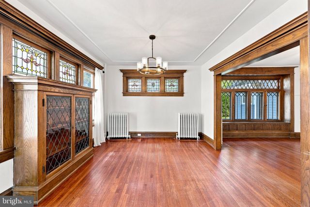 205 W KINGS HWY, Audubon, NJ 08106