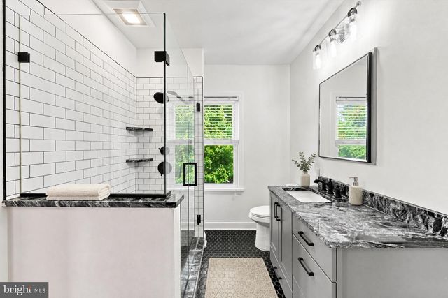 205 W KINGS HWY, Audubon, NJ 08106