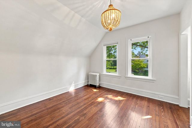205 W KINGS HWY, Audubon, NJ 08106
