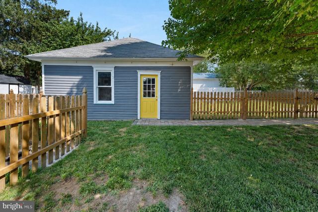 205 W KINGS HWY, Audubon, NJ 08106