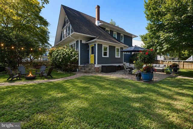 205 W KINGS HWY, Audubon, NJ 08106