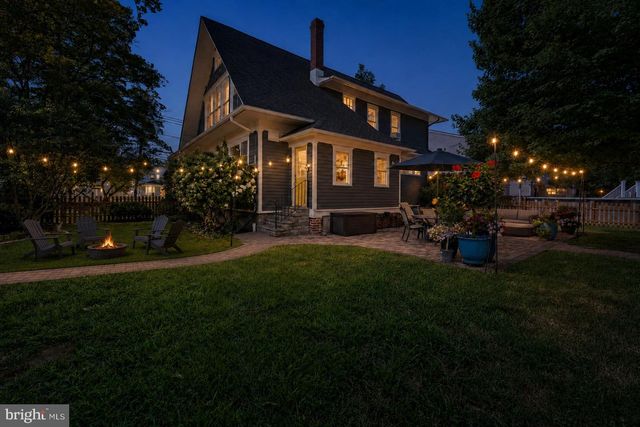 205 W KINGS HWY, Audubon, NJ 08106