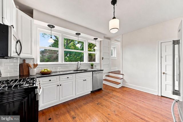 205 W KINGS HWY, Audubon, NJ 08106