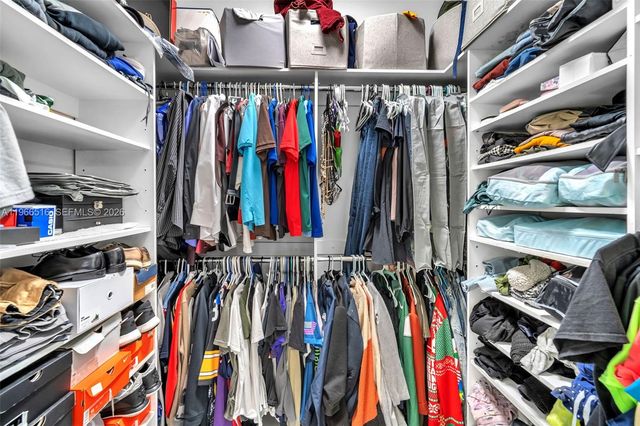 544 NW 159th Ln, Pembroke Pines, FL 33028