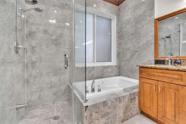 544 NW 159th Ln, Pembroke Pines, FL 33028