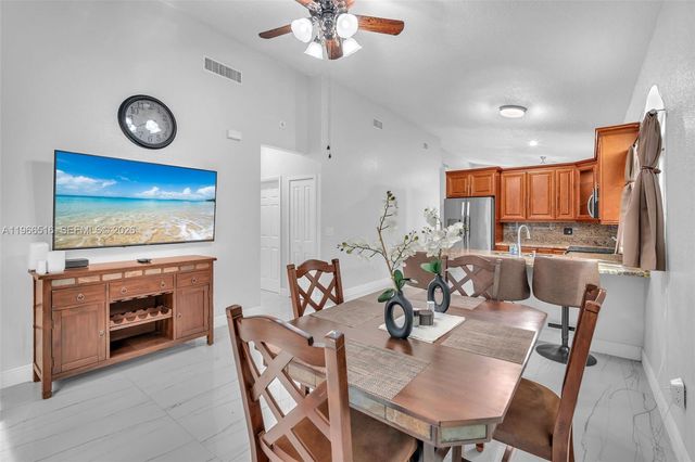 544 NW 159th Ln, Pembroke Pines, FL 33028