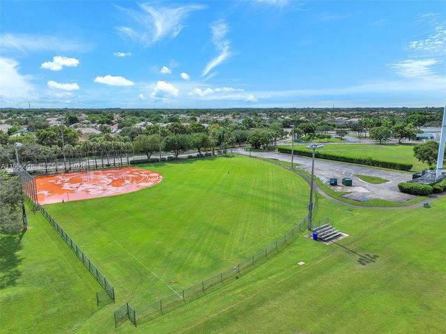 544 NW 159th Ln, Pembroke Pines, FL 33028