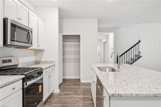 118 Gallop WAY, Yorktown, VA 23690