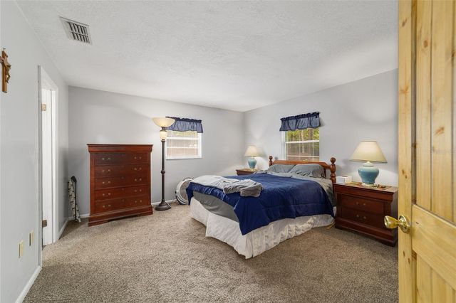 17440 SE 18TH STREET, Silver Springs, FL 34488