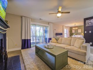 3300 Selwyn Farms Lane 5, Charlotte, NC 28209