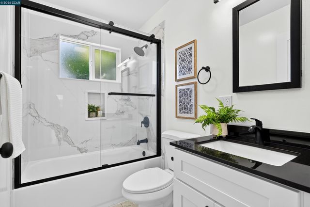 2823 Delmore Rd, San Pablo, CA 94806