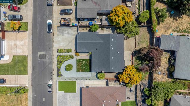2823 Delmore Rd, San Pablo, CA 94806